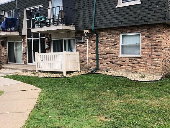 3rd image of 8435 W 99th Ter #1