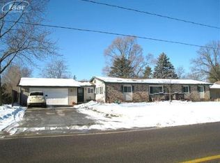 301 East Rd, Holly, MI 48442