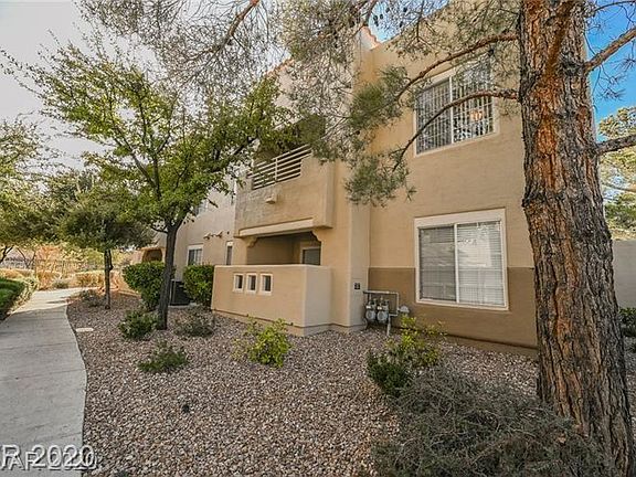 2nd image of 1901 Mountain Hills Ct Unit 205