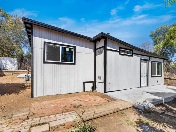 1333 1/2 Helix St, Spring Valley, CA 91977