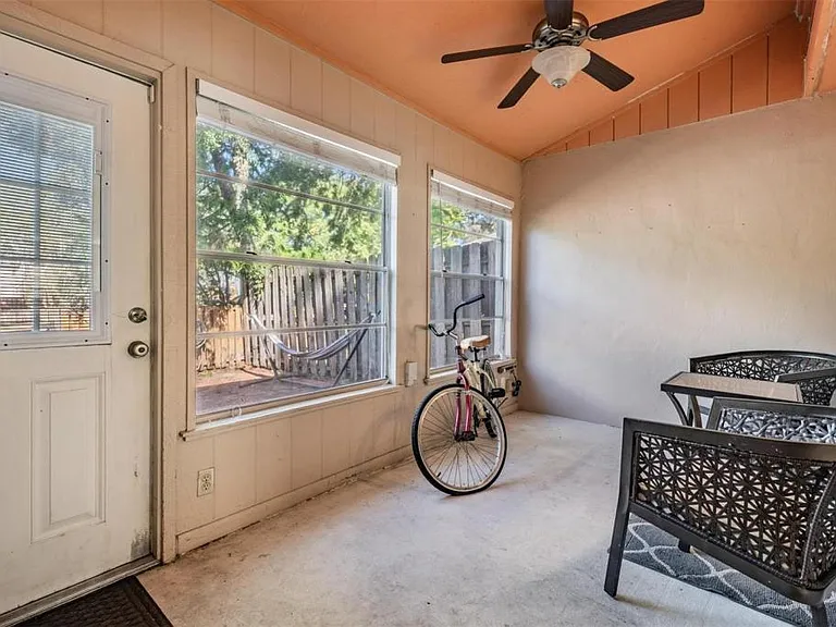 14631 Lake Forest Dr — Photo 17
