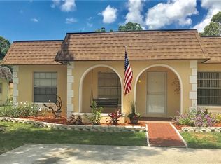 9876 84th St, Seminole, FL 33777