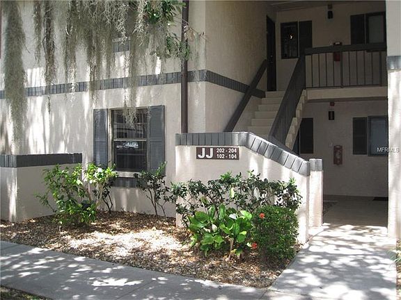 3rd image of 19505 Quesada Ave Bldg Jj Unit J102