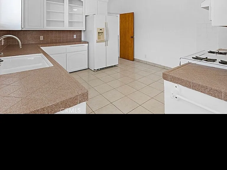 234 W 12th St #234 — Photo 9