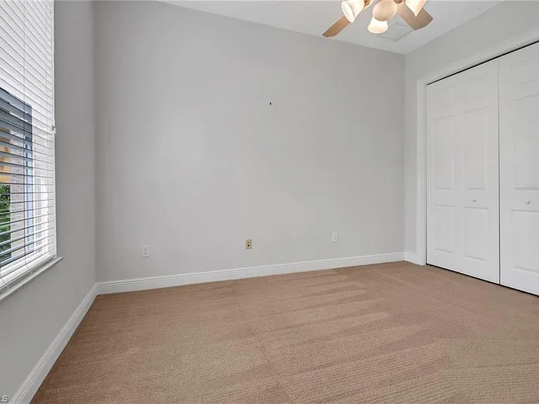 11128 Sierra Palm Ct — Photo 23