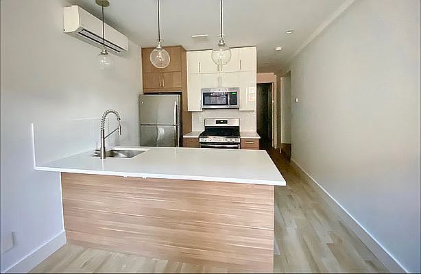 1st image of 211 8th Ave