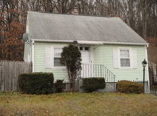 3 Crillon Rd, Worcester, MA 01605