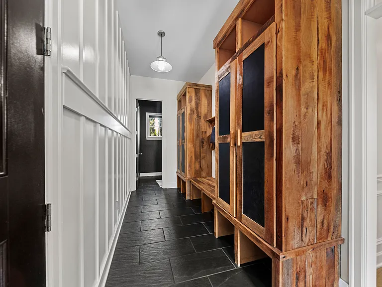 10420 Pagoda Way — Photo 9