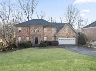 5080 Huntshire Ln SW, Lilburn, GA 30047