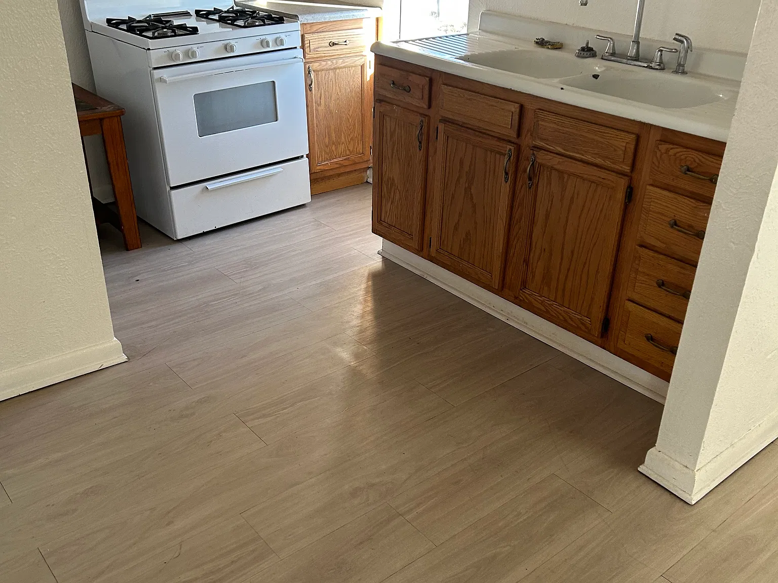 2 bed, 1.5 bath, 1000 sqft, $1,850 — Photo 4