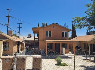 1915 Robinson St A-B, Bakersfield, CA 93305