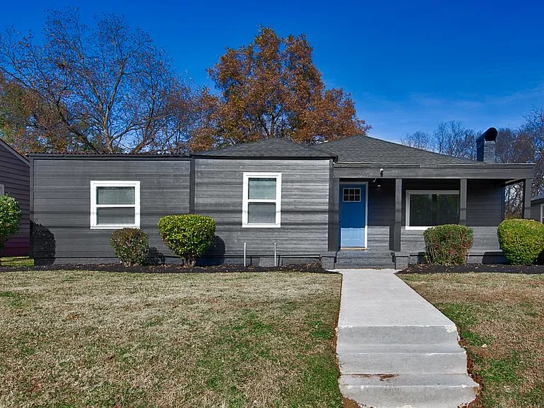 2604 Holmes Ave NW — Photo 1