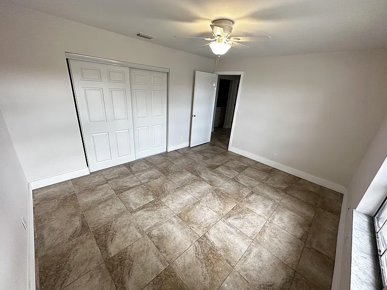 4326 Woodstock Dr #C — Photo 27