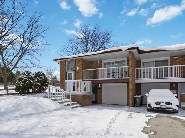 7 Snowhill Cres, Toronto, ON M1S 3T4
