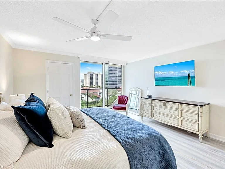 4901 Gulf Shore Blvd N #604 — Photo 8