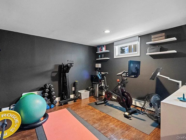 15 Lawrence Ct — Photo 26