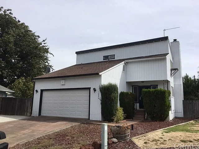 12904 Lakeland St photo 1