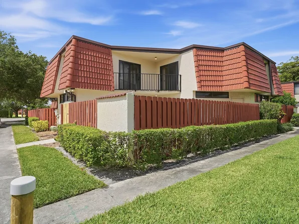 3861 Victoria Drive #3861, West Palm Beach, FL 33406