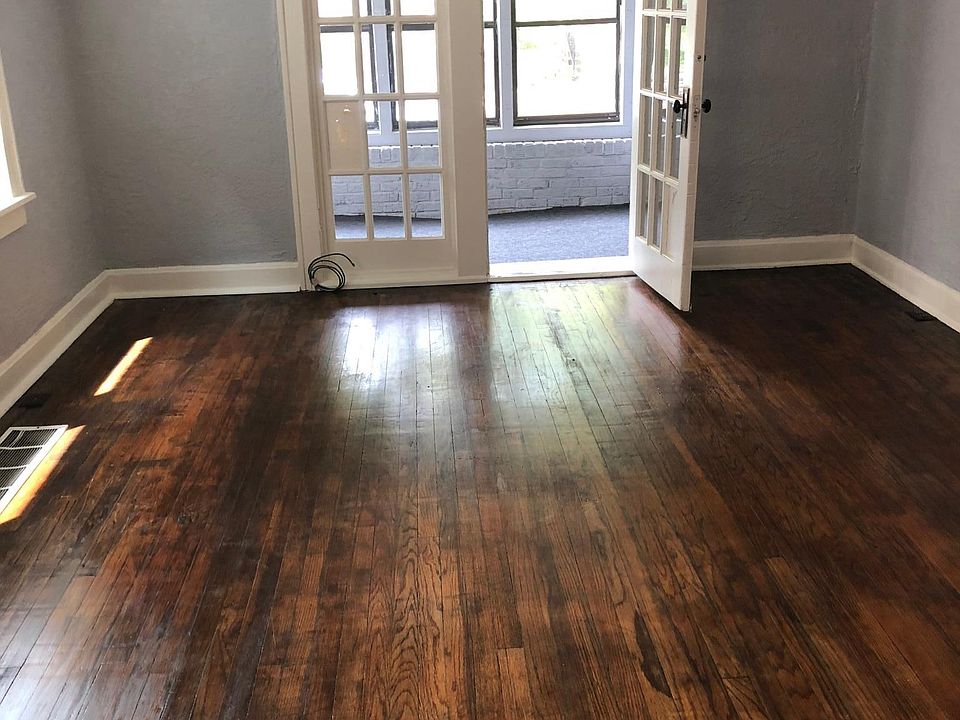 1st image of 3127 McGee St APT 1S