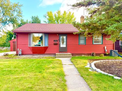 2032 Hyacinth Ave E, Saint Paul, MN, 55119