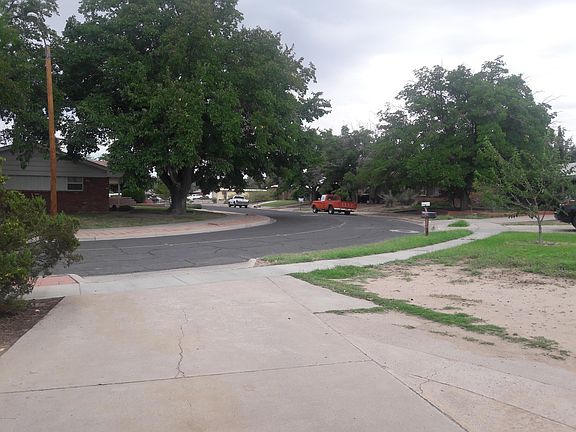 5th image of 1100 Sharon Cir