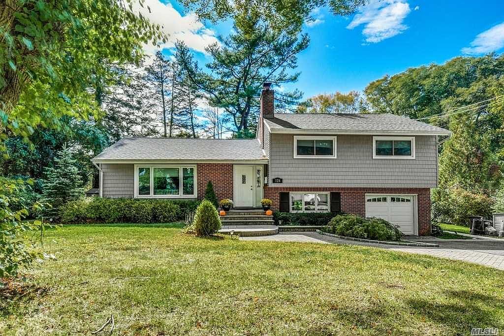 128 La Rue Dr, Huntington, NY 11743 | Zillow