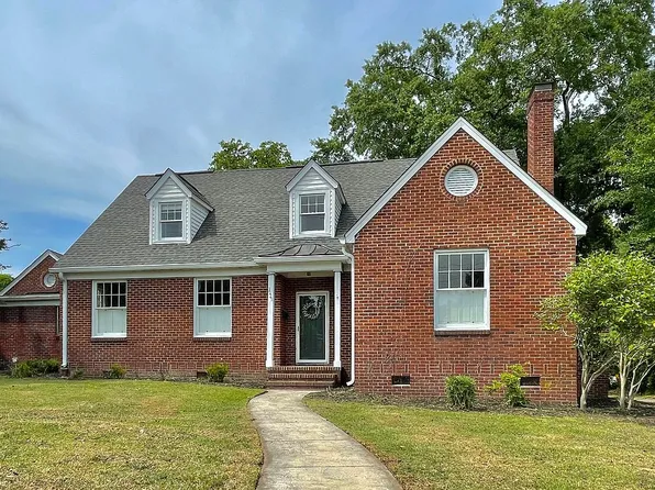 3925 Rosewood Dr, Columbia, SC 29205