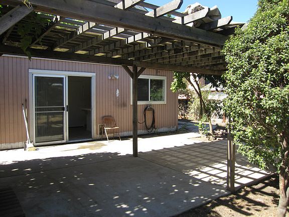 5th image of 209 Amador