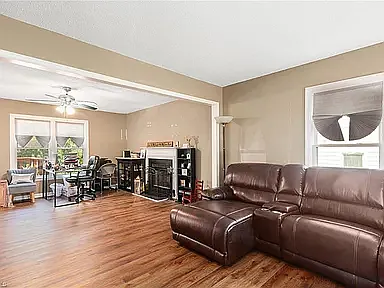 212 Glenview Dr — Photo 5