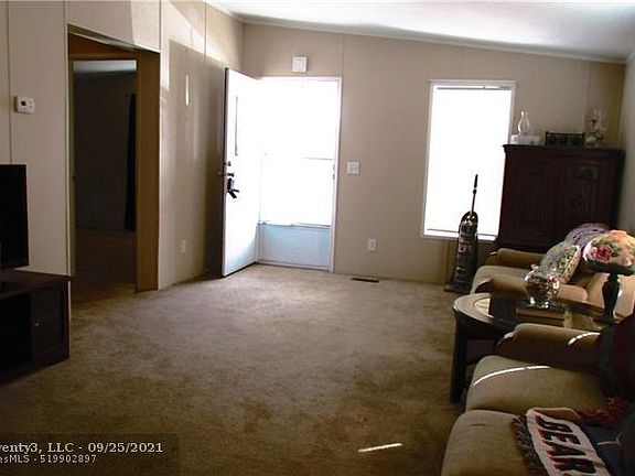 3rd image of 251 NW 52nd St