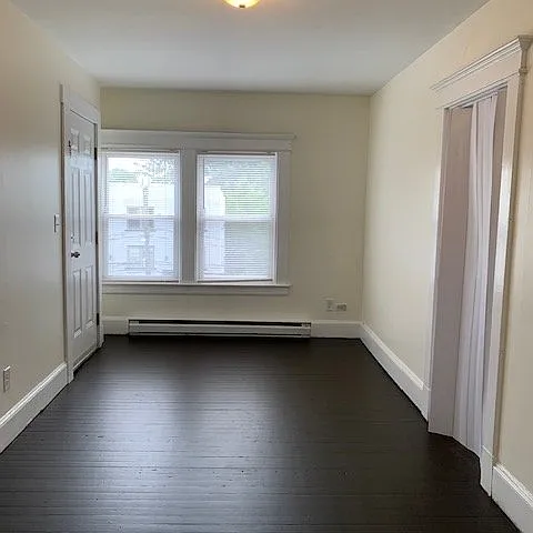 1 bed, 875 sqft, $1,400 — Photo 2