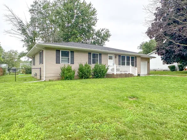 655 Kandy St, Pittsfield, IL 62363