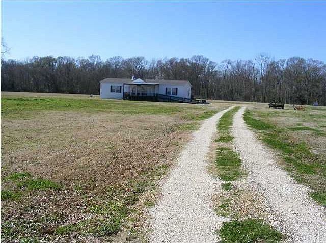 2nd image of 1118 Bayou Fuselier Rd
