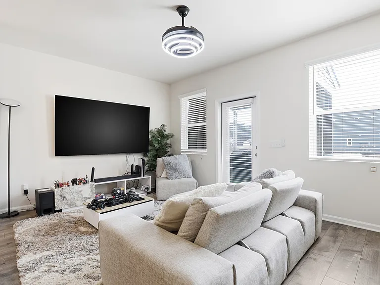 143 Benelli Dr — Photo 13