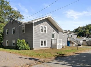 2 Grover St, Salisbury, MA 01952