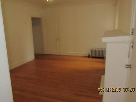 3rd image of 6251 N Washtenaw Ave #1