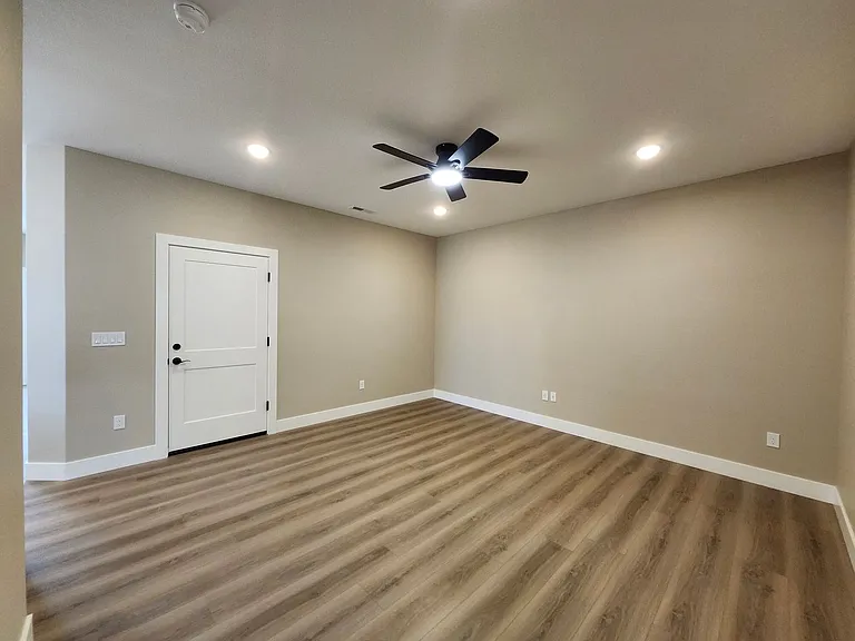5305 W Jay St — Photo 8