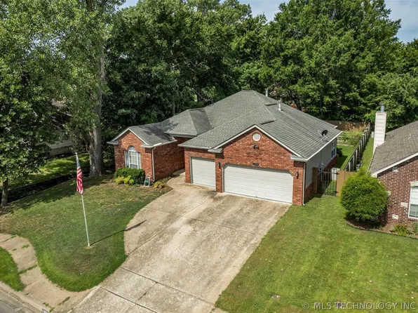 11968 S 268th East Ave, Coweta, OK 74429