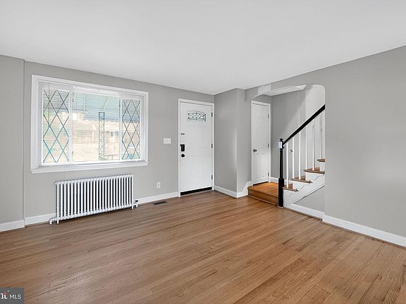 4th image of 1017 Wicklow Rd