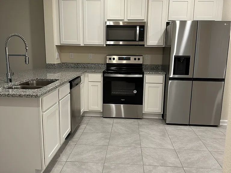 27 Oarsman Crossing Dr — Photo 3