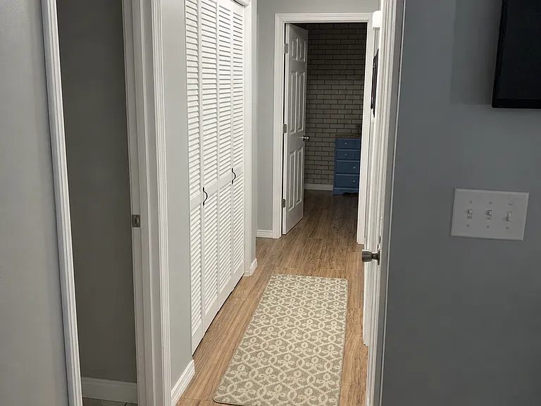 956 Mayfield Dr — Photo 13
