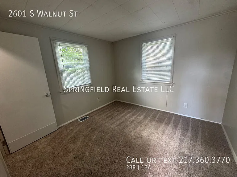 2601 S Walnut St — Photo 6