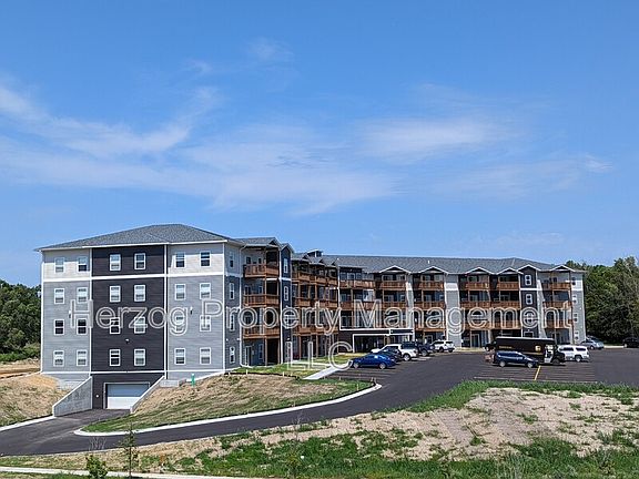 5th image of 1873 10th Ave E APT 406