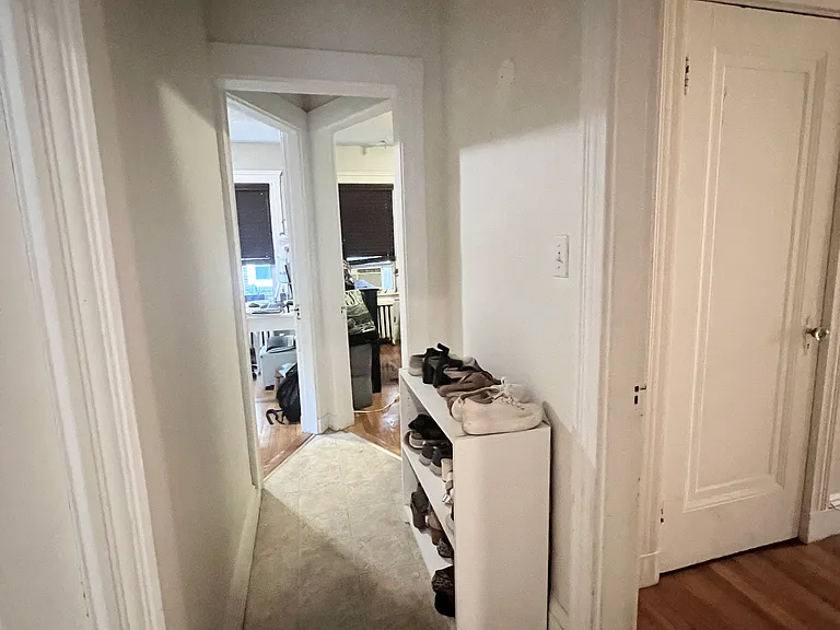 95 Westbourne Ter #1 — Photo 15