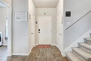 205 Freedom Park Ave — Photo 4