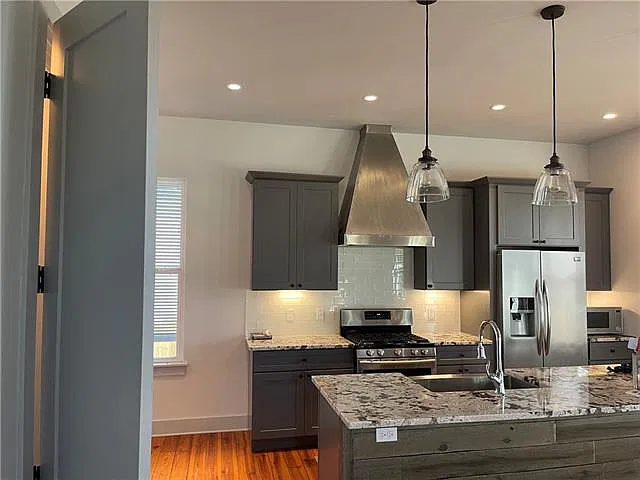 3 bed, 2.5 bath, 1748 sqft, $2,500 — Photo 3