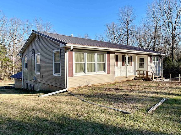2nd image of 1114 Orchard Ln