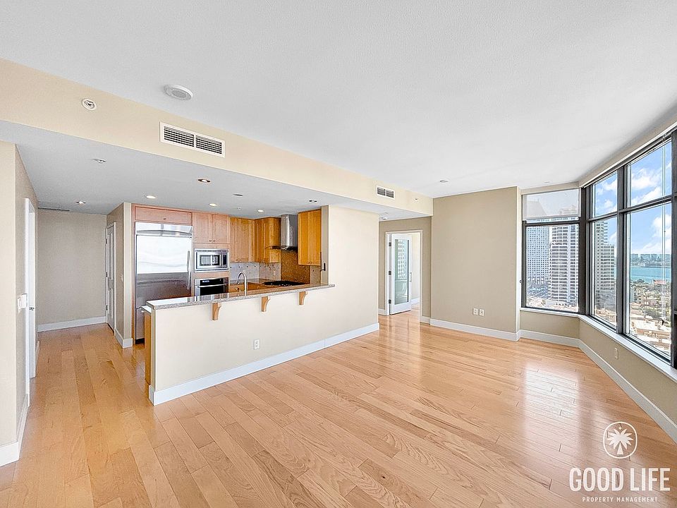 1st image of 700 W East St Unit 1801