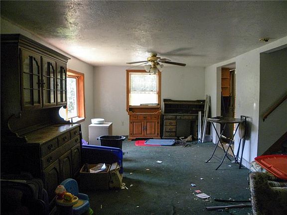 4th image of 1035 Francis Blvd