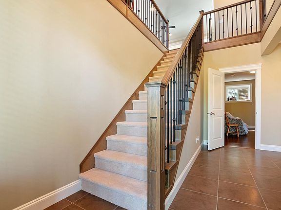 4th image of 47264 Vista Pl